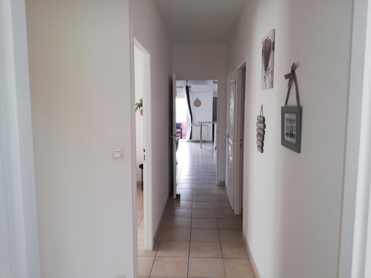 Superbe Appartement De 90M2 A Uzes Super Equipe Avec Garage Et Grand Parking Privatif Eksteriør bilde
